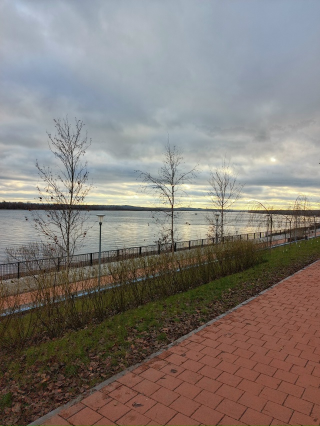 Закат на Закамской набережной