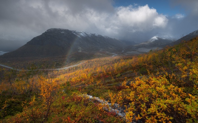 Полярная ночь близко 🌙
В Апатиты она придёт через 52 ?...