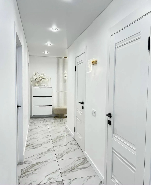 📌Ознакомиться с ассортиментом дверей можно в магази...