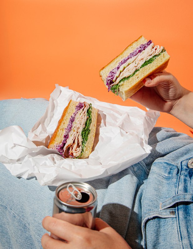 Ого, Перекрёсток и Pinskiy&amp;Co запустили свою линейку сэндвичей!
Тут вам и ресторанное качество