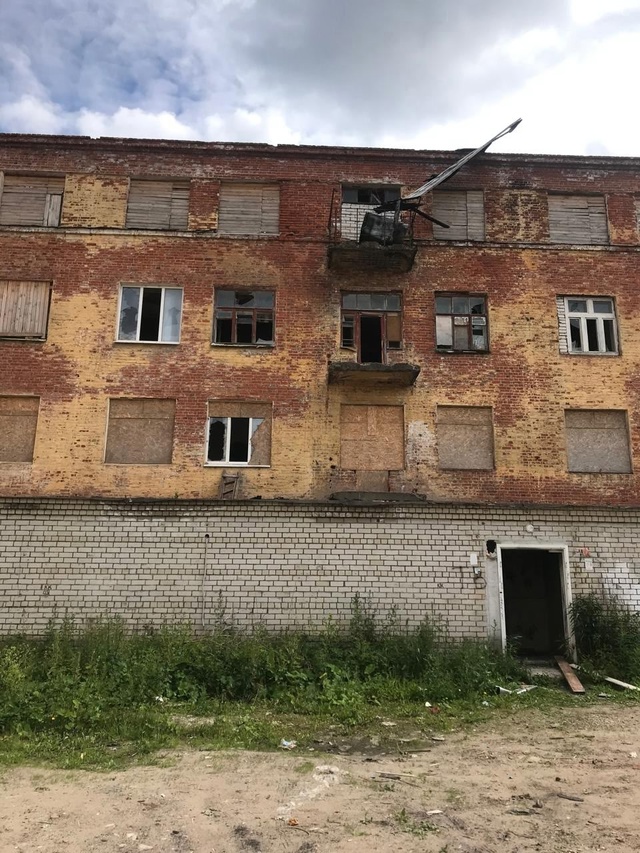 Когда наведут порядок?!
Каждый день собирается толпа м...