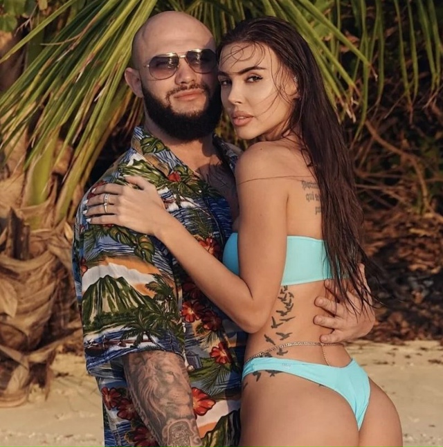 Оксана Самойлова призналась, что плачет каждый вечер п...