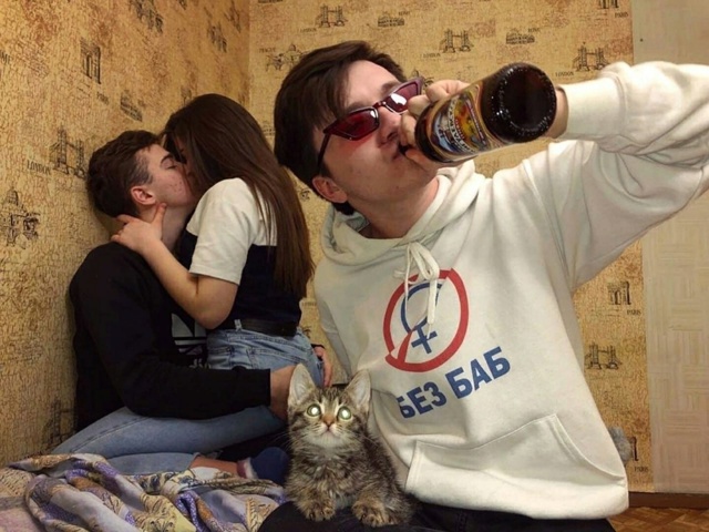 Спустя столько лет не покидает клан Генадия Букина
При...