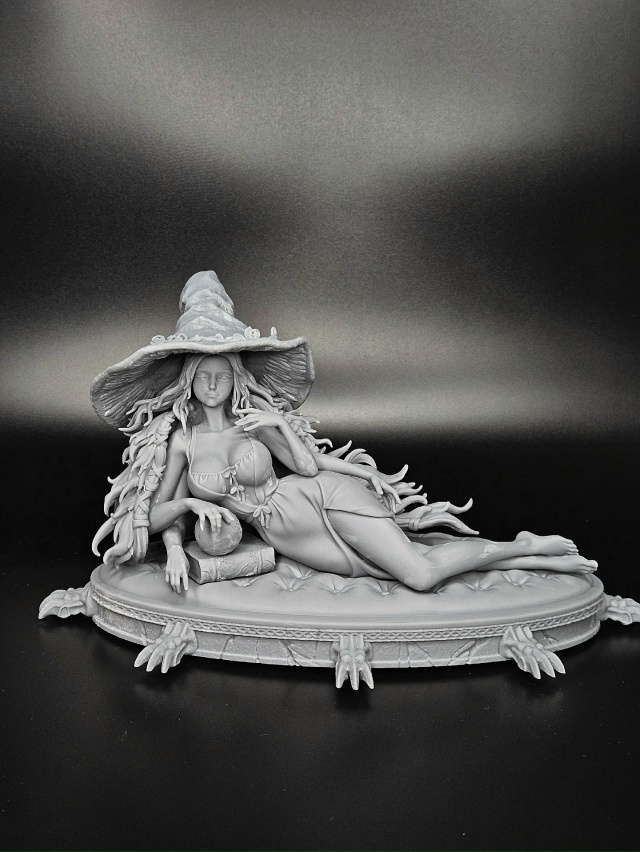 Ренни, , общая высота 13 см, длинна 24 см.
Фигурка была нап...