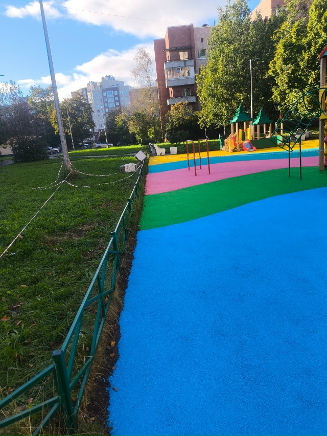 За агротехнический сезон в Петергофе выполнен ремонт ?...