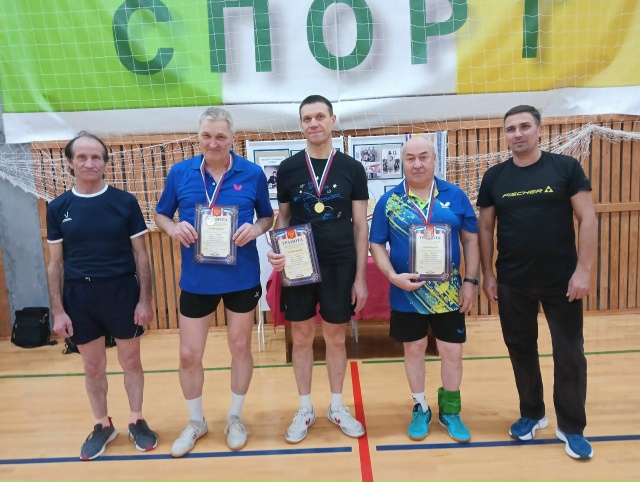 Теннисисты из Чайковского отличились на турнире в Шар?...