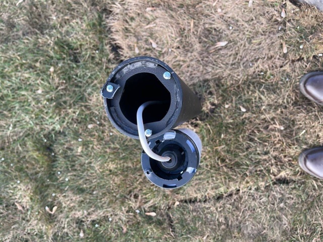 🚨 В сквере Пушкина Орска опять вандалы разошлись! Сло?...