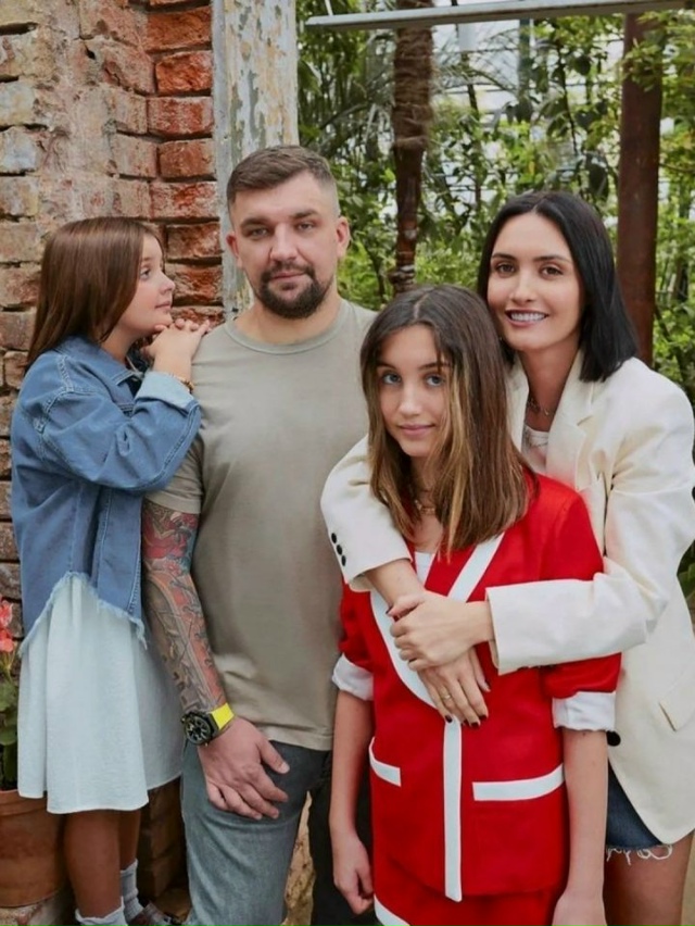 Баста признался, что за 18 лет брака они с женой так и не ...