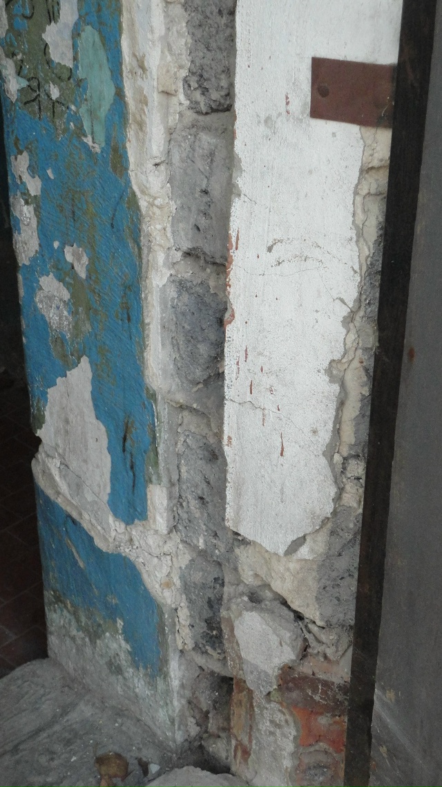 Анекдот : Уважаемые собственники!
Каждую неделю мы тру...