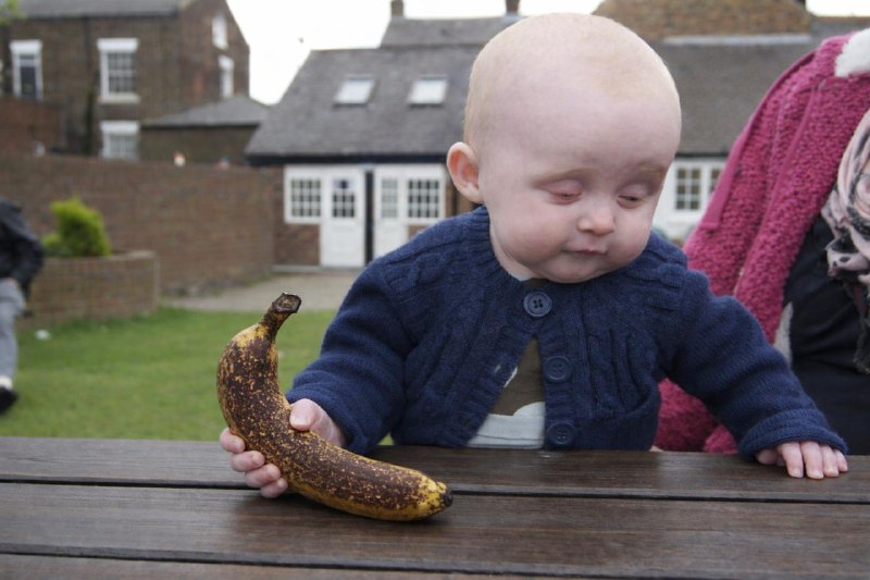Почерневшие бананы нельзя давать детям — в них появляется алкоголь.
При перезревании из-за естеств