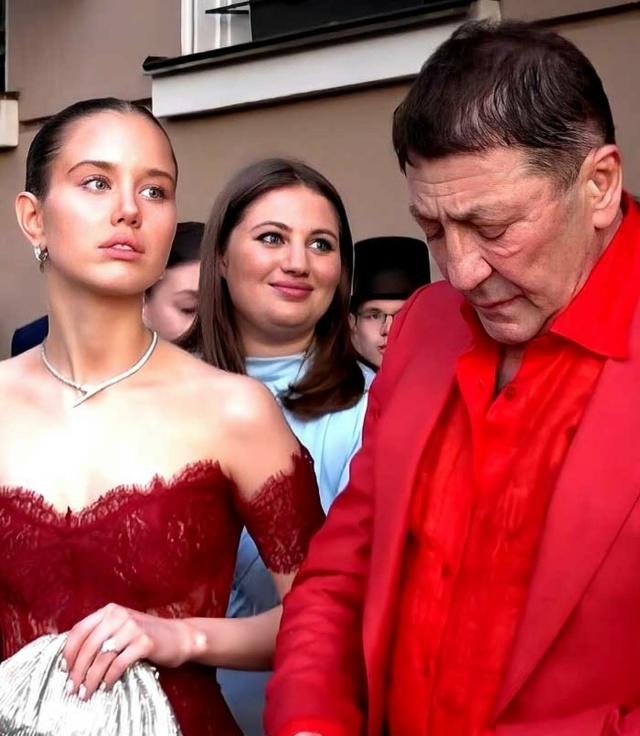 Григорий Лепс хочет детей от молодой возлюбленной!
П?...