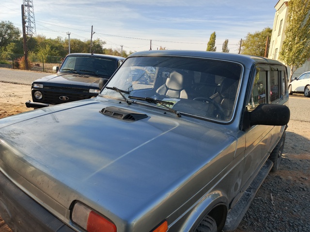 Продам Ниву , Все вопросы по ☎️ 89228257172
Смотреть в парик...