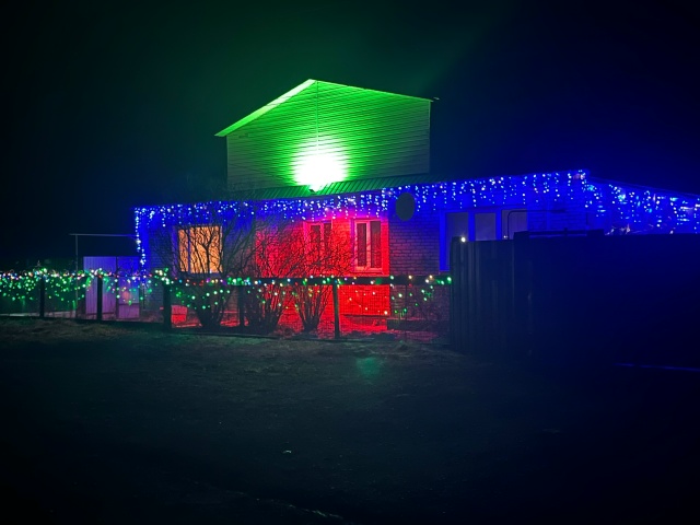 В деревне Карандашево уже готовятся к новому году!
Укр?...