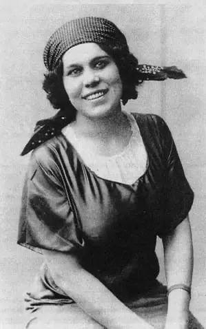 ‼ Во Франции могут увековечить память курянки Надежды...