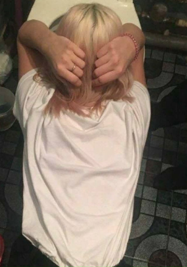 От здорового образа жизни перед унитазом не стоят на к?...