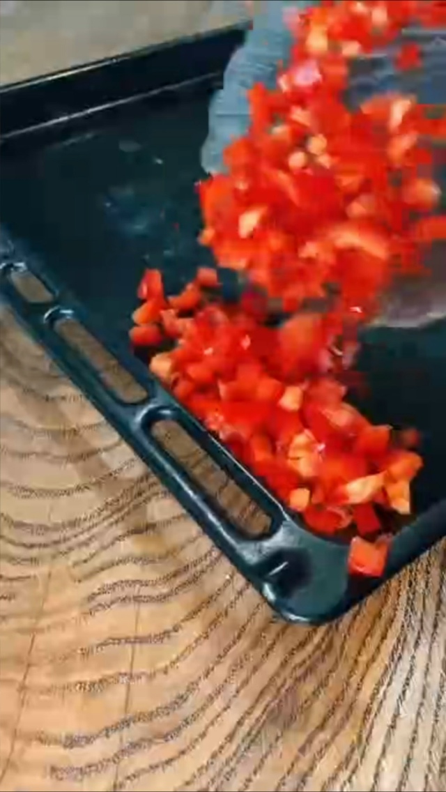 Нарезал, перемешал и в духовку убрал - вкуснейший фарш ?...