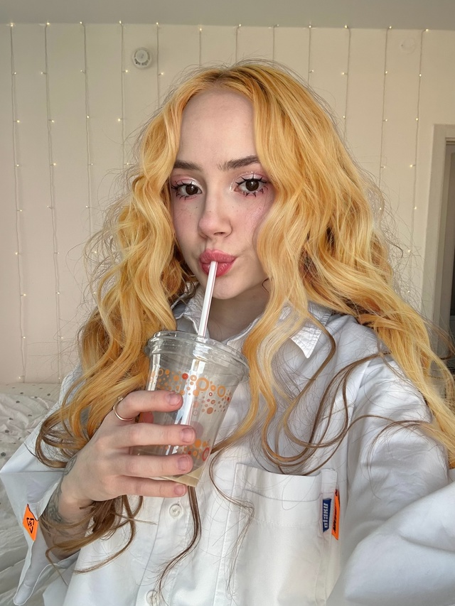 Брюнетка или блондинка?