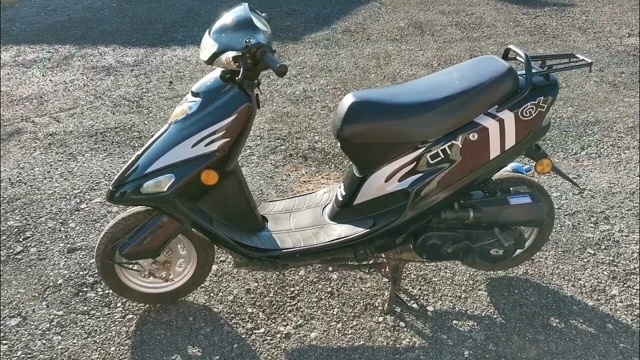 Сочинец угнал скутер товарища
В Адлере 24-летний местн?...