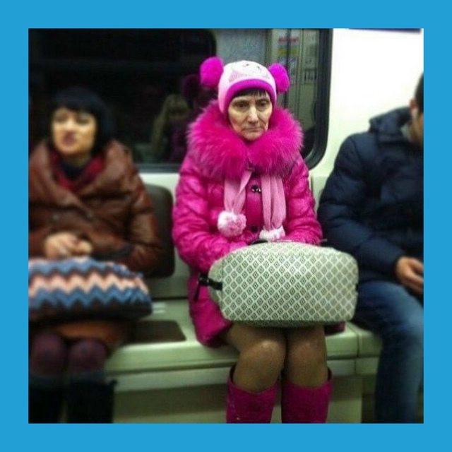 Рoccиянoк вcё чaщe лeчaт oт шoппинг-зaвиcимocти
Дeвушки пpихoд...