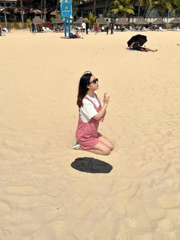 Показалось.