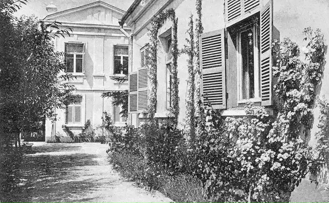 Евпатория 1910-17 – Дача «Светлана» (1-3). 1923 – Морская сана...