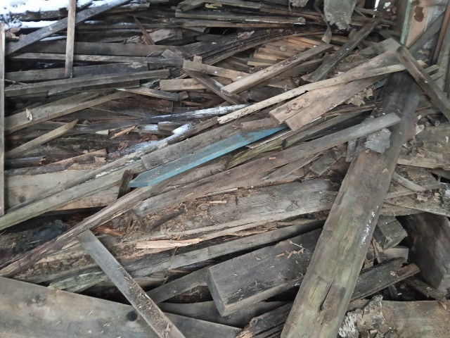 Отдам брус, доску на дрова.
Отрадное 12 линия. Анонимно
...