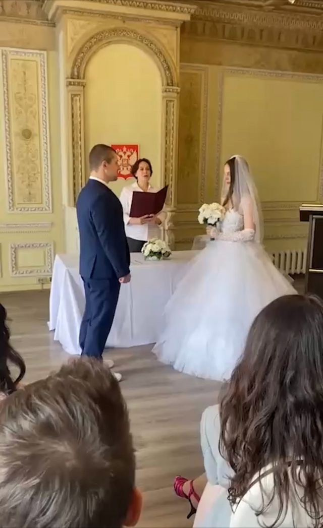 «Вы будете флексить по жизни рука об руку, вместе переж...