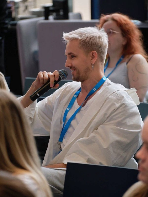 Когда попросили рассказать стишок 😂