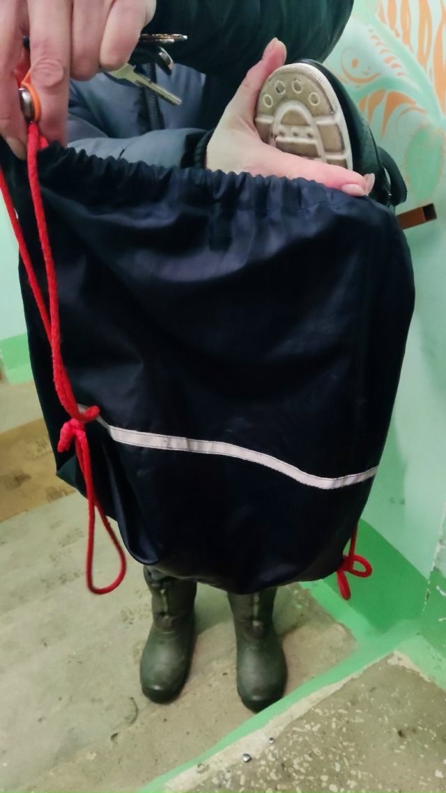 Ежедневно в 21 час по местному времени Ваши вопросы.
1⃣ ...