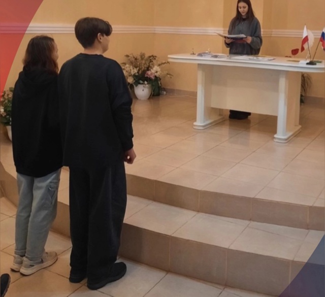 БРАК С 16 ЛЕТ ПРЕДЛОЖИЛИ РАЗРЕШИТЬ В РОССИИ 💍🍼
В Росс?...