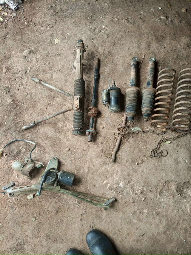 Продам рабочие запчасти на ваз 2109, цена договорная. 895103...