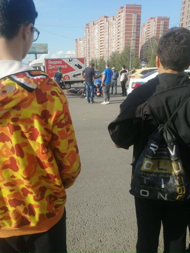 Вчерашнее ДТП у перекрестка, кто знает подробности?