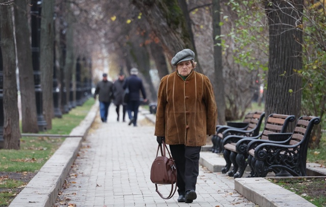 В России прогнозируют тёплый ноябрь в шести федеральн?...