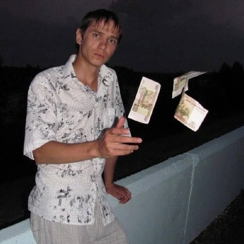 Россияне разбогатели, заявили в ЦБ.
Наблюдается «значительный рост» благосостояния граждан, их реа