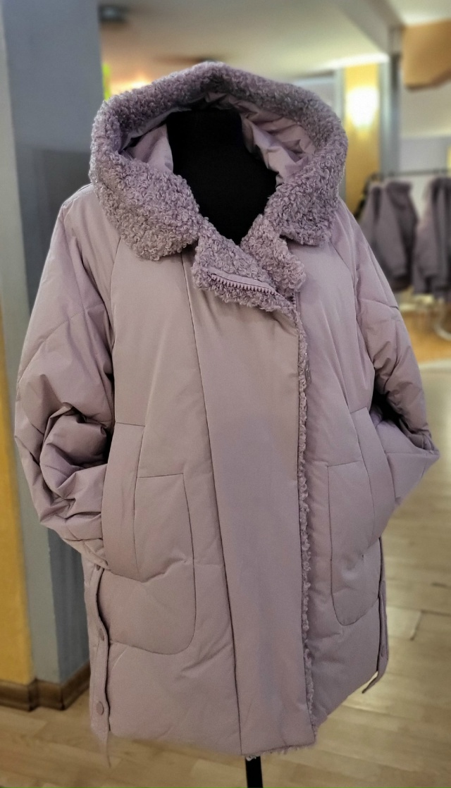 1 ноября!!! Распродажа!!!
Зимние пуховики и куртки по цен?...