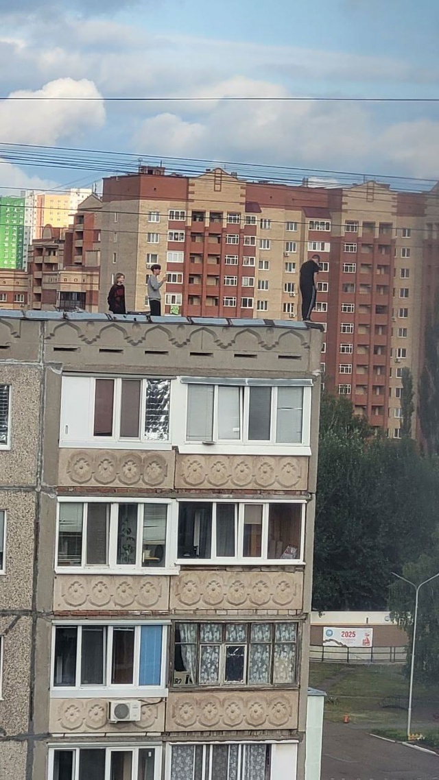 УжОса пост
Автор: Может кто-то узнает своих детей. Ино?...