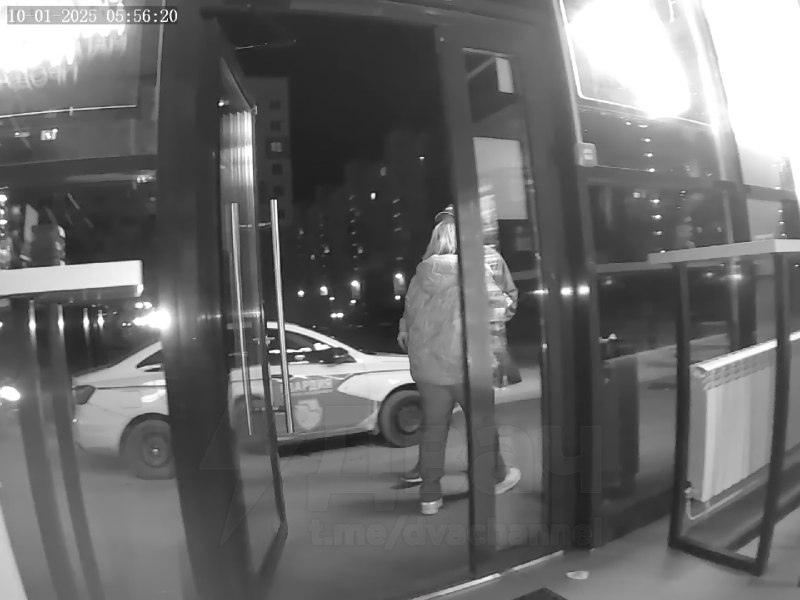 😶😶😶😶В Новосибирске 30-летнего скуфа выгнали из бара за приставания к тянке — он не придумал ничего у