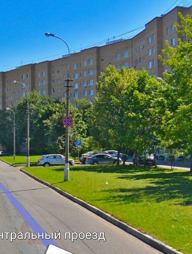В Москве как-то народ приучили смотреть на знаки.. У нас...